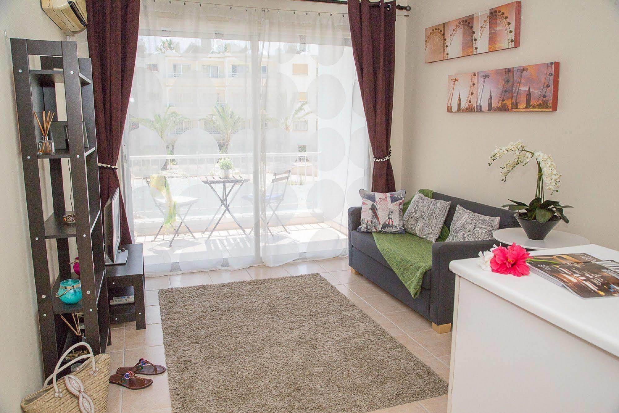 Paphos Love Nest Apartment Extérieur photo