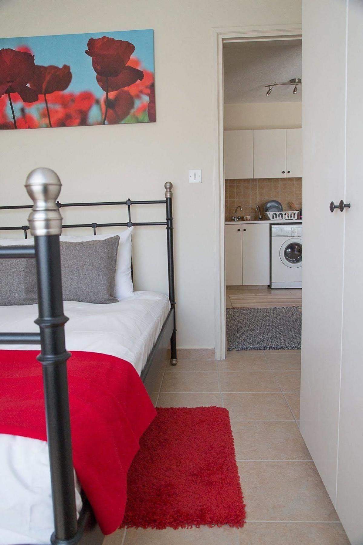 Paphos Love Nest Apartment Extérieur photo